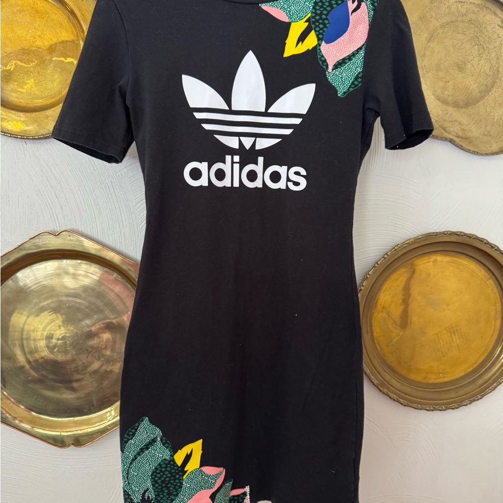 Adidas HER Studio London t-shirt Black Dress with Vibrant Floral Design - Picture 4 of 7